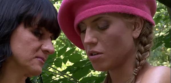  Girl toying his old lesbian mother outdoors
